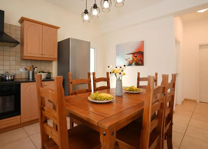 Posidonia - 200m From Sandy Villa Aya Napa