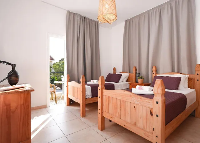 Posidonia - 200m From Sandy *