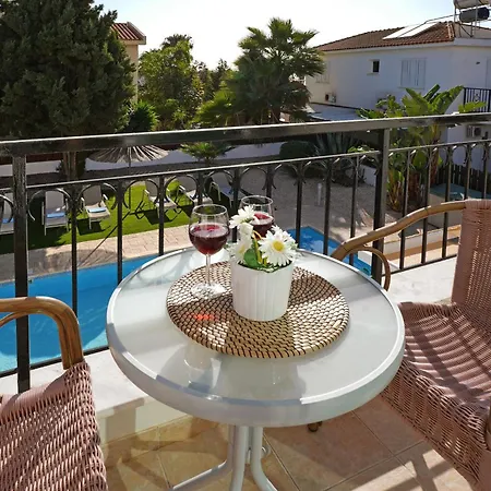 Posidonia - 200m From Sandy Ayía Nápa